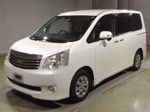 2012 Toyota Noah ZRR70G[0]