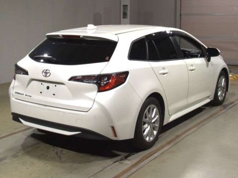 2020 Toyota Corolla Touring Wagon ZRE212W[1]