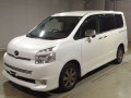 2010 Toyota Voxy