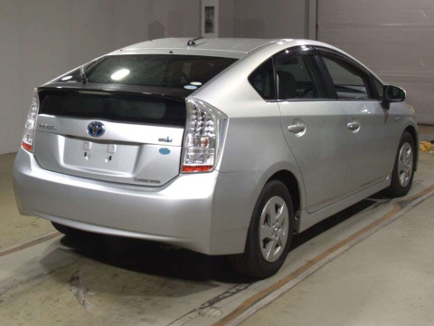 2010 Toyota Prius ZVW30[1]