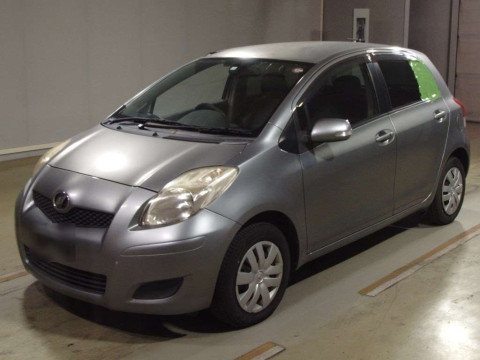 2010 Toyota Vitz SCP90[0]