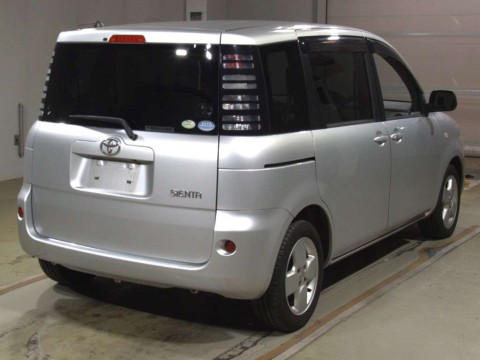 2006 Toyota Sienta NCP81G[1]