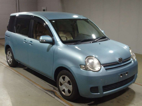 2009 Toyota Sienta NCP81G[2]