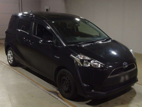 2016 Toyota Sienta NHP170G[2]