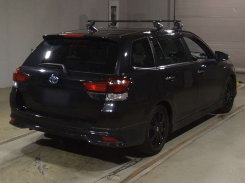 2015 Toyota Corolla Fielder NKE165G[1]