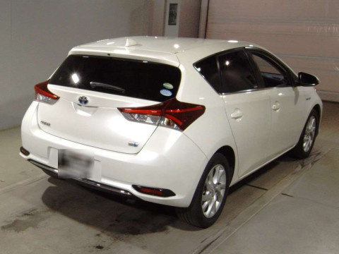 2016 Toyota Auris ZWE186H[1]