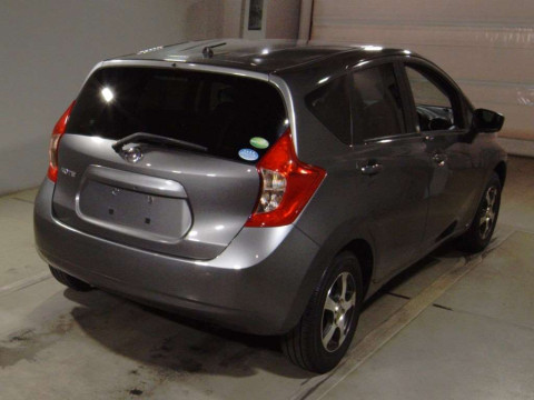 2015 Nissan Note E12[1]