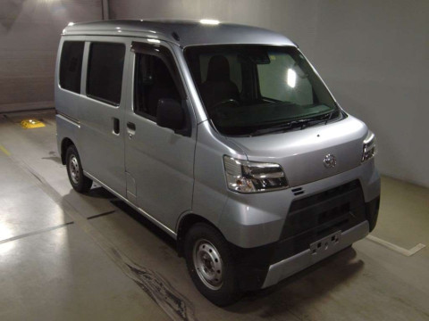 2021 Daihatsu Hijet Cargo S331V[2]