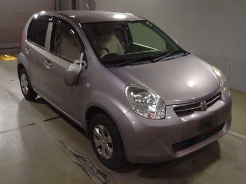 2012 Toyota Passo KGC30[2]