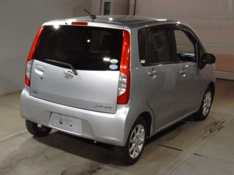 2013 Daihatsu Move LA110S[1]