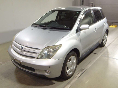 2004 Toyota IST NCP65[0]