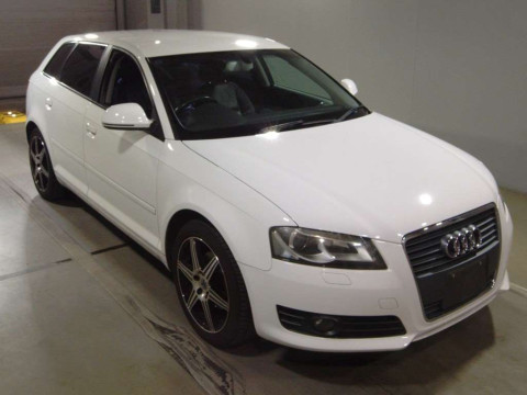 2009 Audi A3 8PCAX[2]