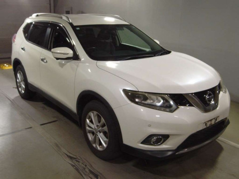 2015 Nissan X-Trail NT32[2]