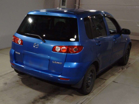 2004 Mazda Demio DY5R[1]