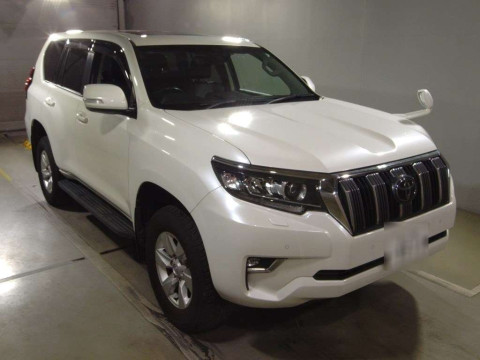 2019 Toyota Land Cruiser Prado TRJ150W[2]