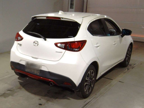 2016 Mazda Demio DJ5AS[1]