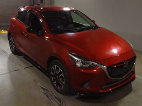 2015 Mazda Demio DJ5AS[2]