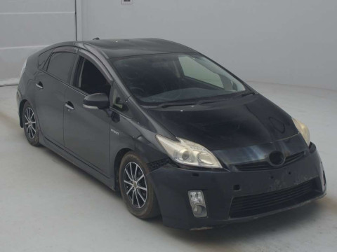 2012 Toyota Prius ZVW30[2]