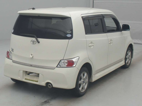 2010 Toyota bB QNC21[1]