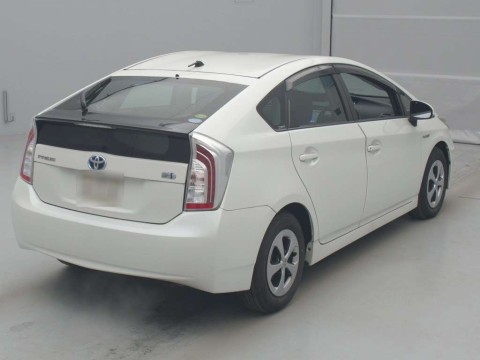 2014 Toyota Prius ZVW30[1]