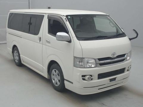 2009 Toyota Regiusace Van KDH206V[2]