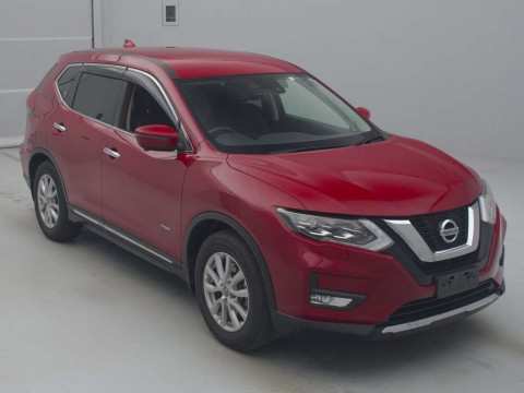 2018 Nissan X-Trail HNT32[2]