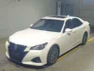 2016 Toyota Crown