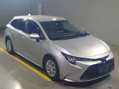 2019 Toyota Corolla Touring Wagon ZWE211W[2]