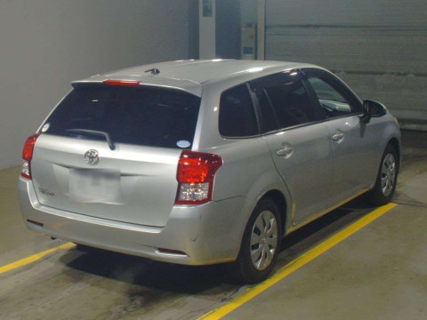 2013 Toyota Corolla Fielder NZE161G[1]