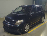 2005 Toyota IST