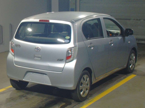 2014 Toyota Pixis Epoch LA300A[1]