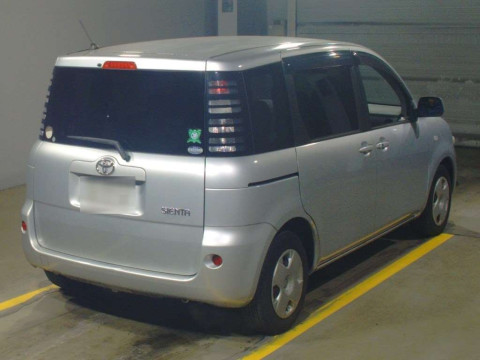 2003 Toyota Sienta NCP81G[1]