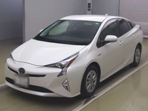 2018 Toyota Prius ZVW50[0]