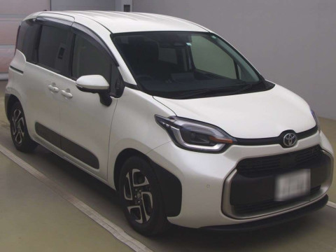 2023 Toyota Sienta MXPL10G[2]