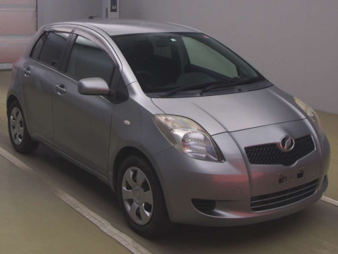 2006 Toyota Vitz SCP90[2]