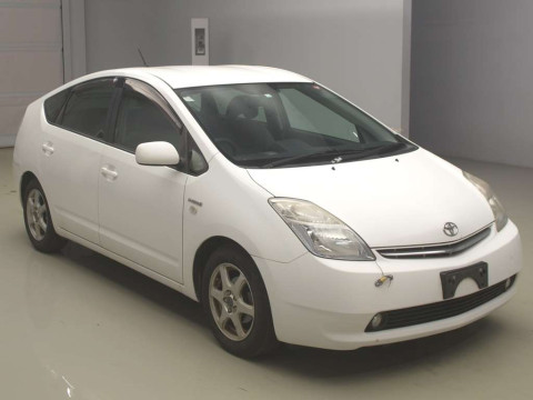 2009 Toyota Prius NHW20[2]