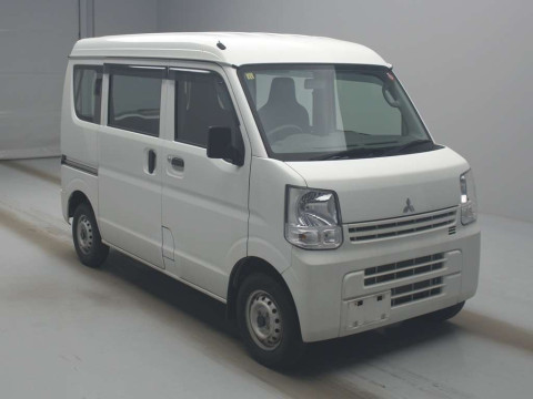 2020 Mitsubishi Minicab Van DS17V[1]