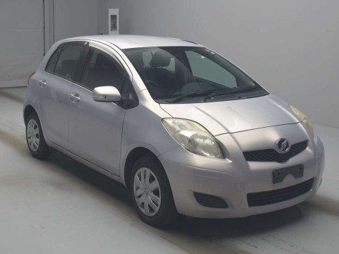 2010 Toyota Vitz KSP90[1]