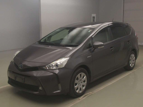 2018 Toyota Prius alpha ZVW41W[0]