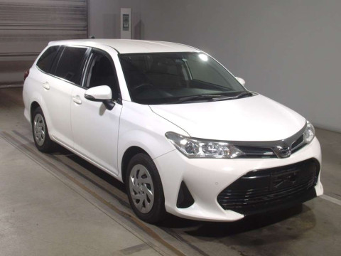 2017 Toyota Corolla Fielder NRE161G[2]