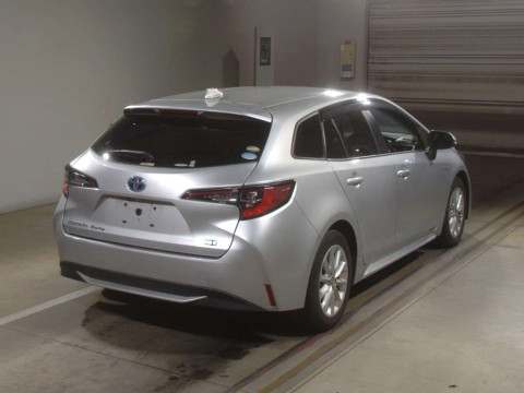 2020 Toyota Corolla Touring Wagon ZWE211W[1]