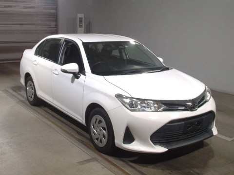 2017 Toyota Corolla Axio NRE161[2]