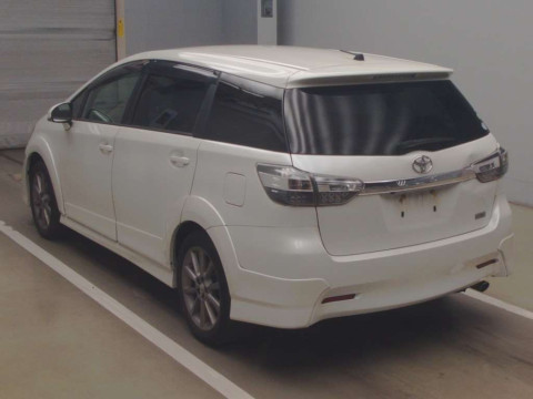 2013 Toyota Wish ZGE22W[2]