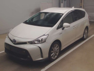 2016 Toyota Prius alpha