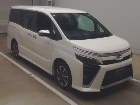 2021 Toyota Voxy ZRR80W[1]