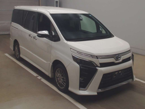 2021 Toyota Voxy ZWR80W[1]