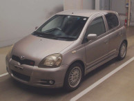 2002 Toyota Vitz