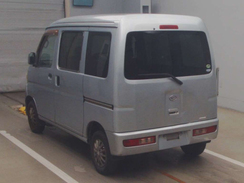 2011 Daihatsu Hijet Cargo S321V[2]