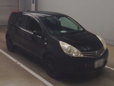 2010 Nissan Note E11[1]