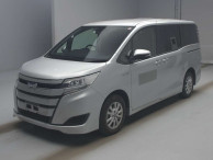 2017 Toyota Noah